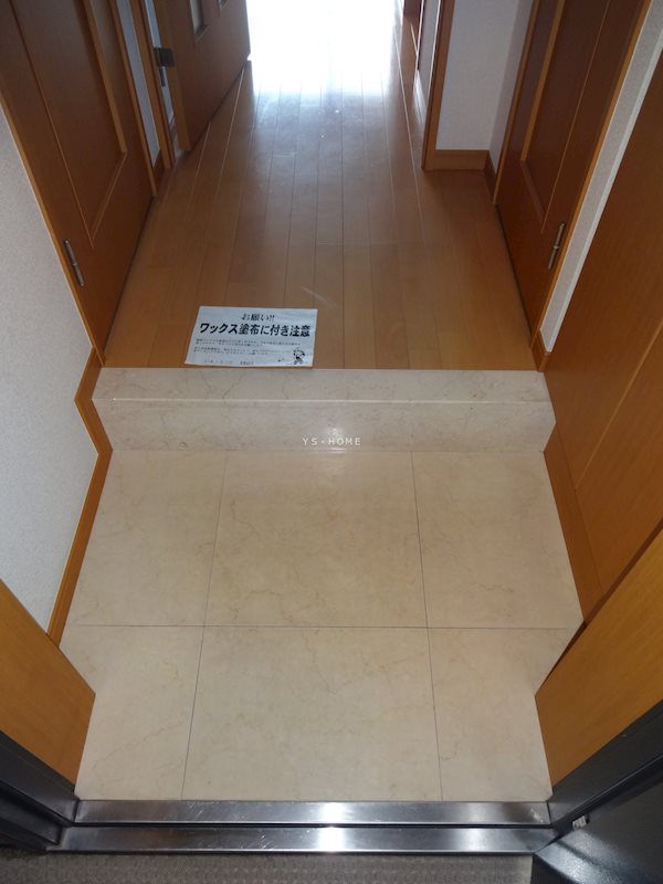 アヴァンセ吉祥寺 玄関