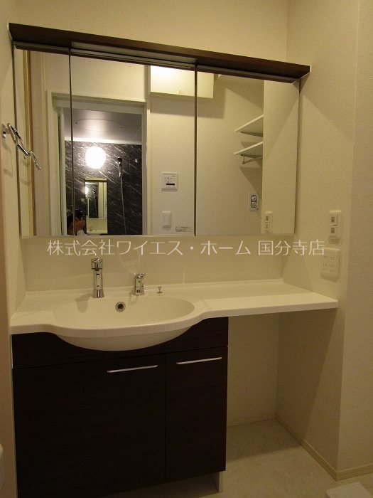 ティルタ　アユ その他1