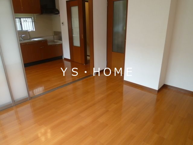 グリューネハイム深大寺 リビング