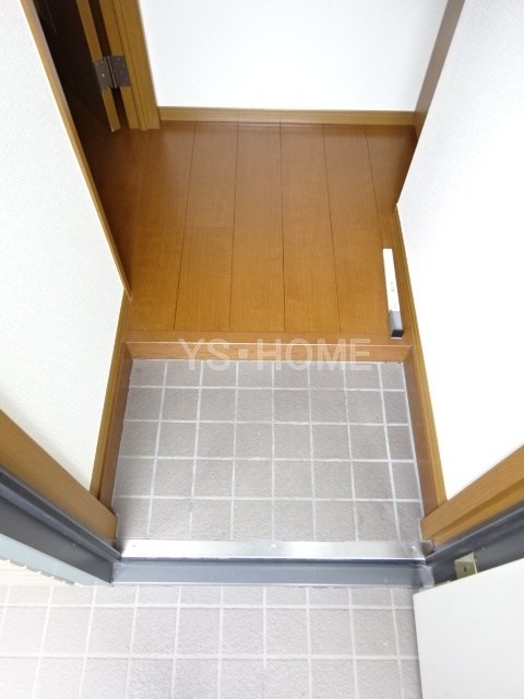 ステラ今川 玄関