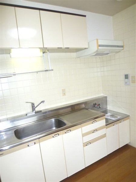 壱番館安藤  キッチン