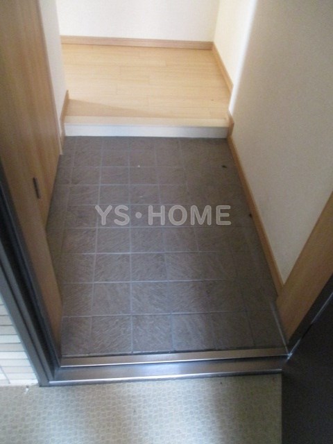 アプリーレ南荻窪 玄関