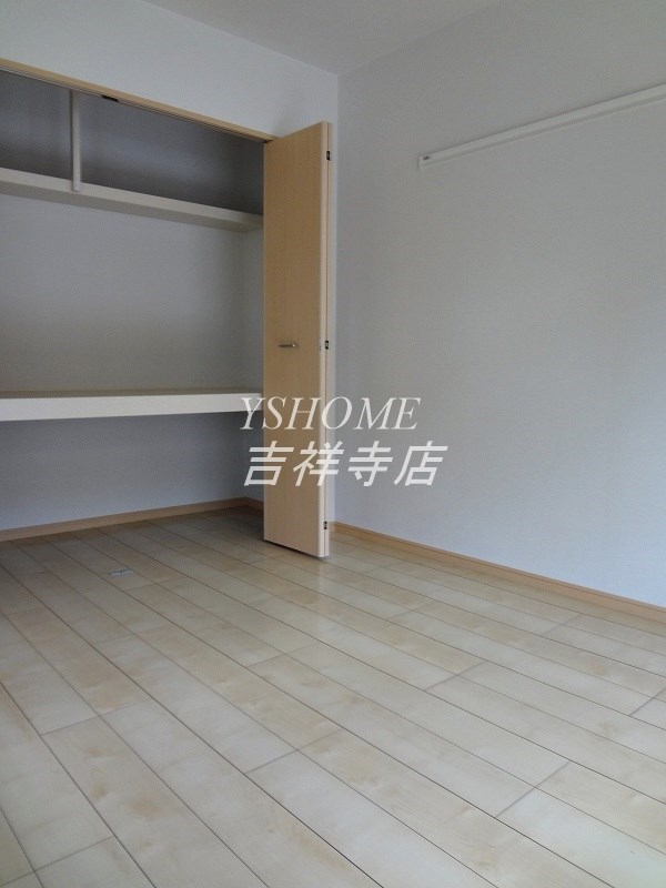 アベニール三鷹R ベッドルーム