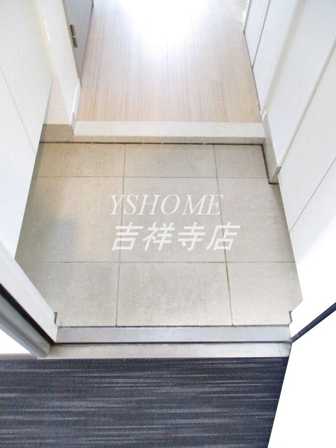 常盤レジデンシア荻窪 玄関