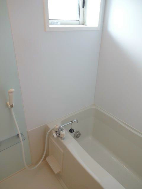 メゾン・ド・シャテーヌ 風呂画像