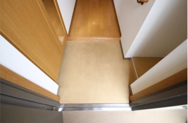 すずらんマンション 玄関