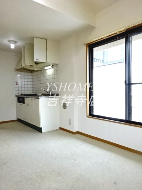 サウスピア吉祥寺 リビング