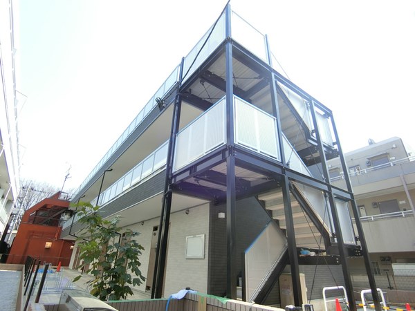 リブリ・ルビアス 外観