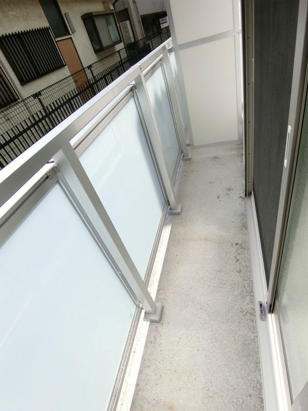 リブリ・ルビアス ベランダ