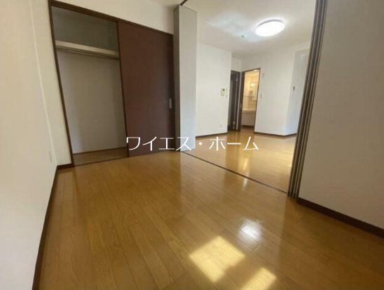 メゾン・プリムヴェール ベッドルーム