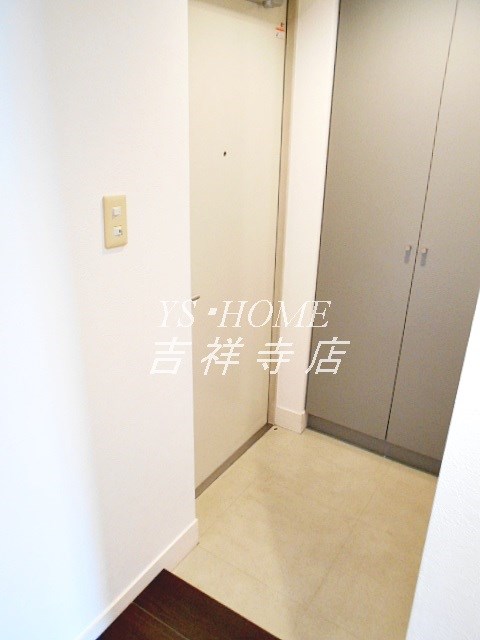 ウィスタ高井戸 玄関