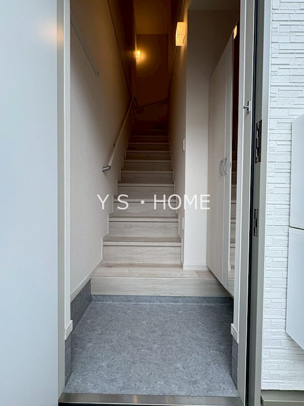 アビオン西国 玄関