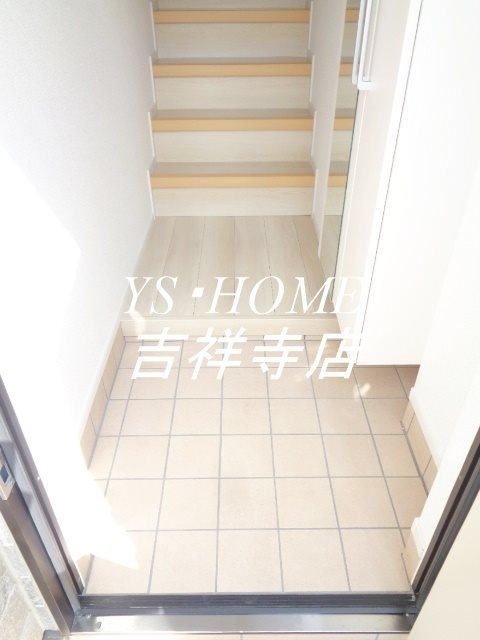 ＠HOME吉祥寺通り  玄関