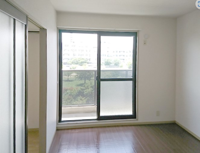 チェリーブラッサム ベッドルーム