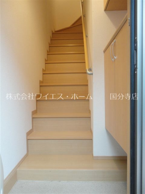 メゾン・ド・シャテーヌ 玄関