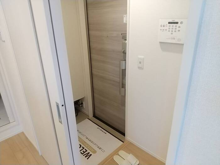 コンフォート高松町 玄関