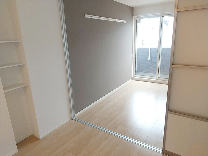 コンフォート高松町 ベッドルーム