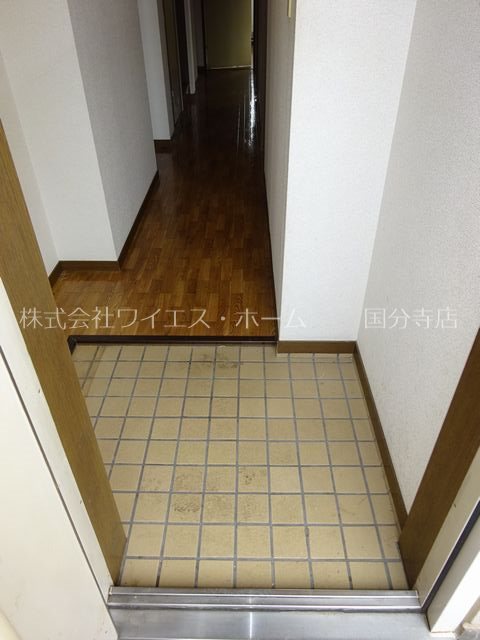 メゾンビューラー 玄関