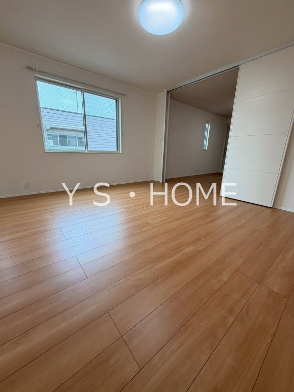 グランパレス国立 リビング