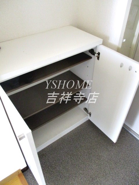 サニーヒルズ荻窪 玄関