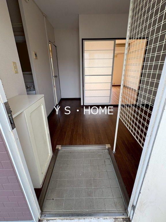 コートアザレア 玄関