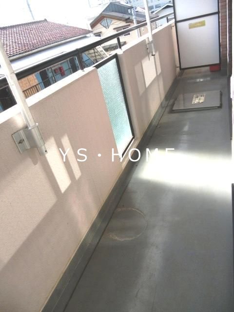 アースフォーガル ベランダ