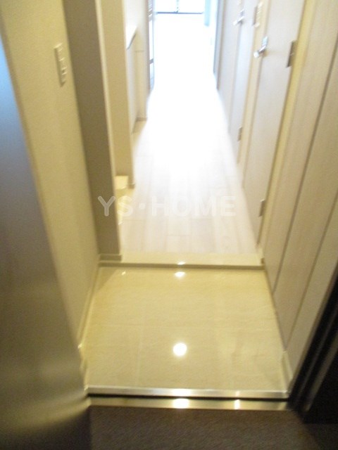 ブランシエスタ荻窪 玄関