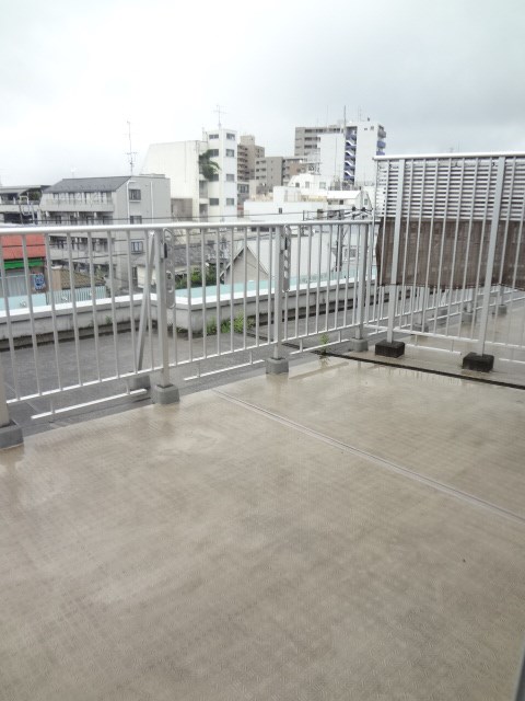 プライムアーバン西荻窪Ⅱ ベランダ