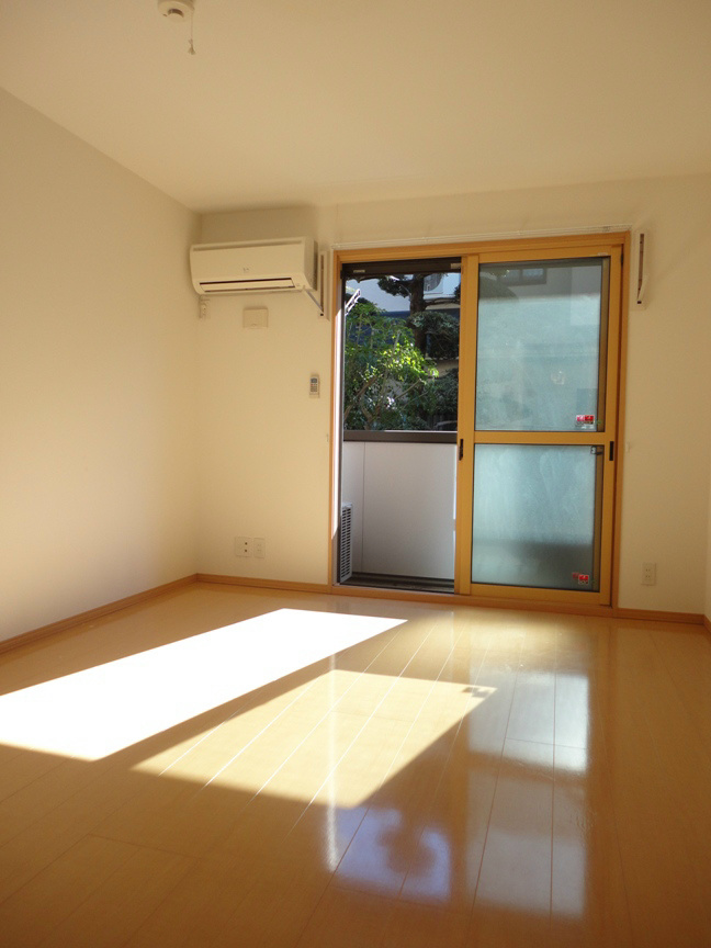 エレフセリア リビング