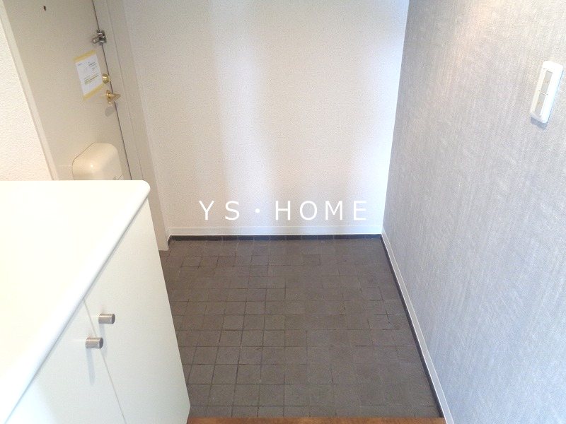 ヴェルデ久我山 玄関