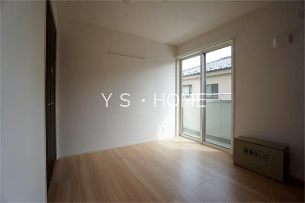 エッセ・コイマチ ベッドルーム