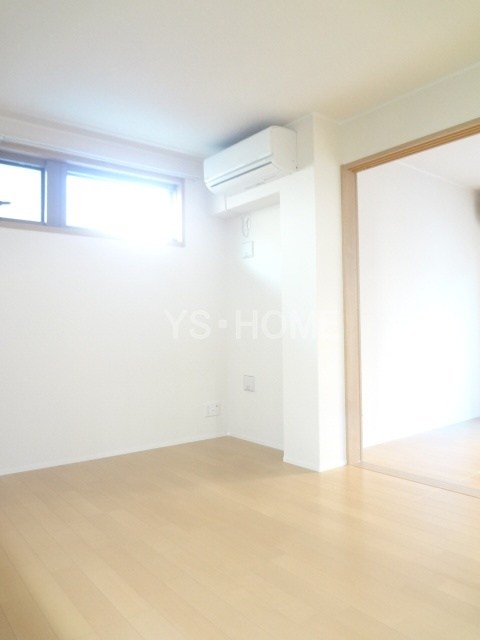 NOVELOGIKUBO A　ノベルオギクボエー リビング