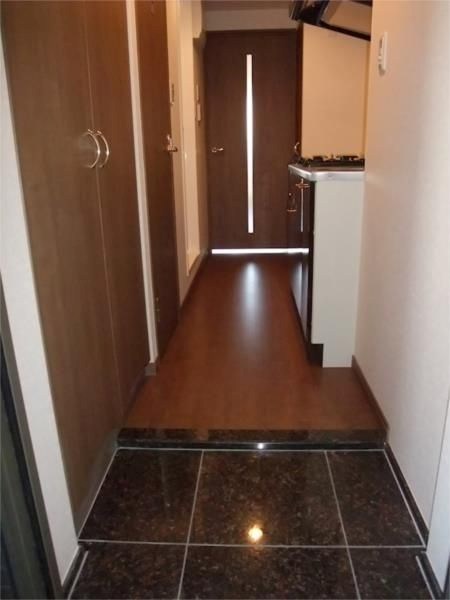 ルーブル中野新橋参番館  玄関