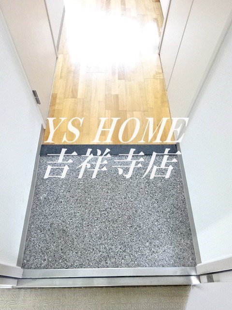 プライムアーバン西荻窪Ⅱ 玄関