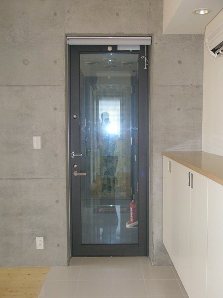 ユーフォリア中野  玄関