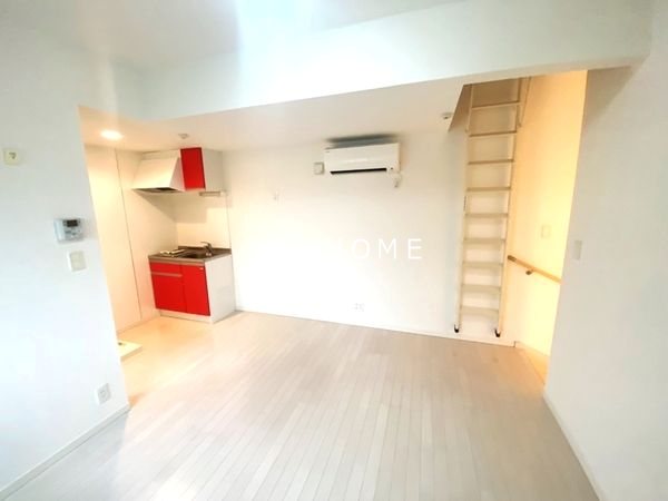 アートヒルズ井の頭公園　 リビング