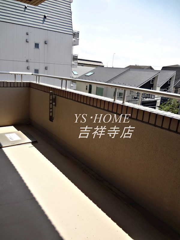 アトリウムまるや ベランダ