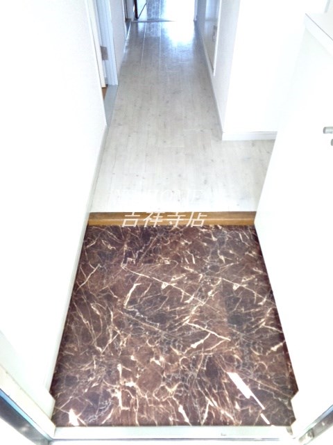 シャルマンコーポ壱番館 玄関