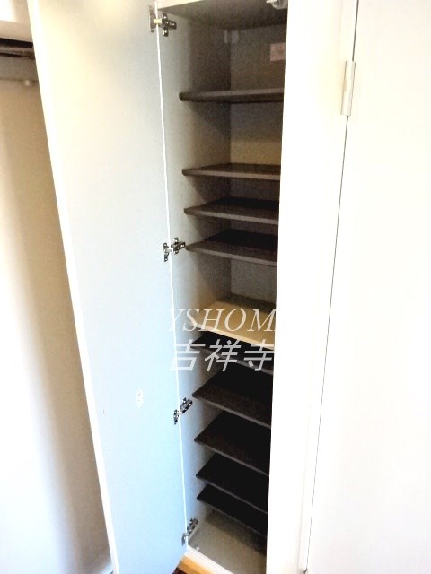 サンアライズ吉祥寺 玄関