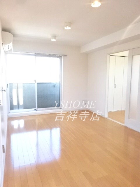 サンアライズ吉祥寺 リビング