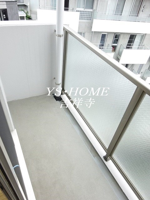 ステラメゾン荻窪 ベランダ