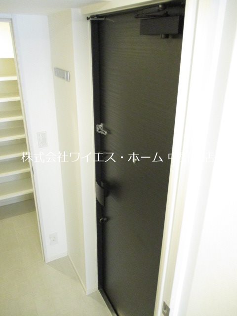 ザ・パークハビオ中野新橋 玄関