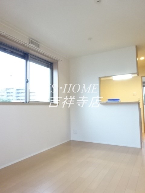 グレイシス三鷹 リビング