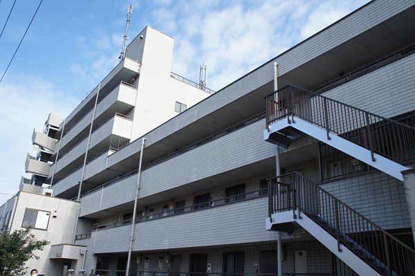 シャルマンコーポ壱番館 外観