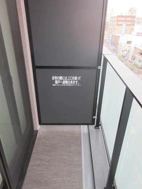 LUMEED中野坂上 ベランダ