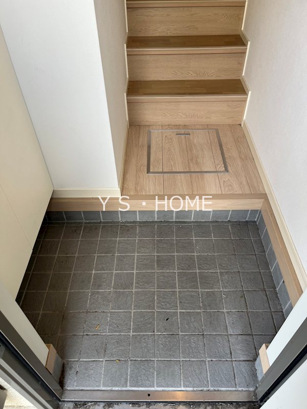 クレール国立 玄関