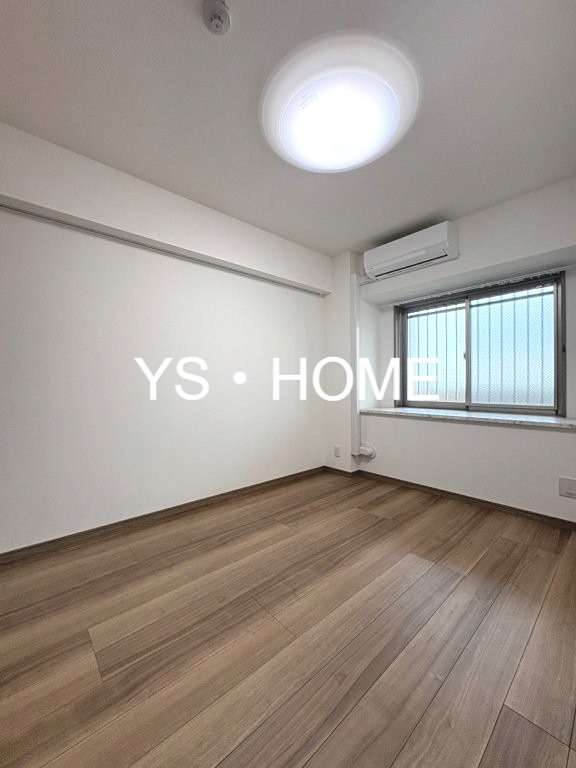 グランコルサ ベッドルーム