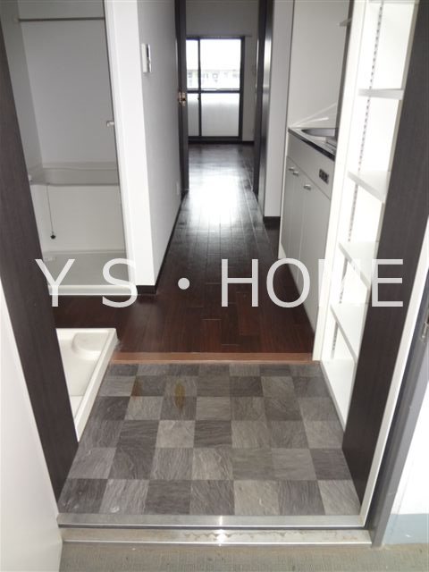 アメニティコウヤマ第15ガーデン 玄関