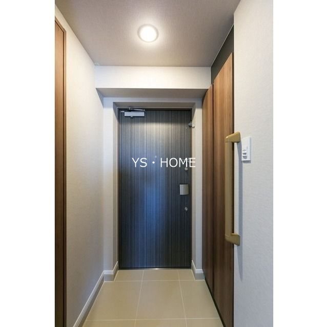 ラクラス中野富士見町 玄関