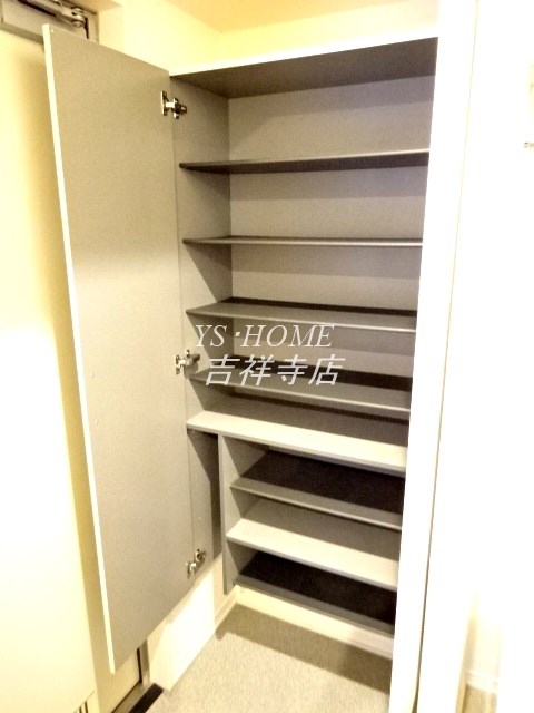 コートクレール 玄関